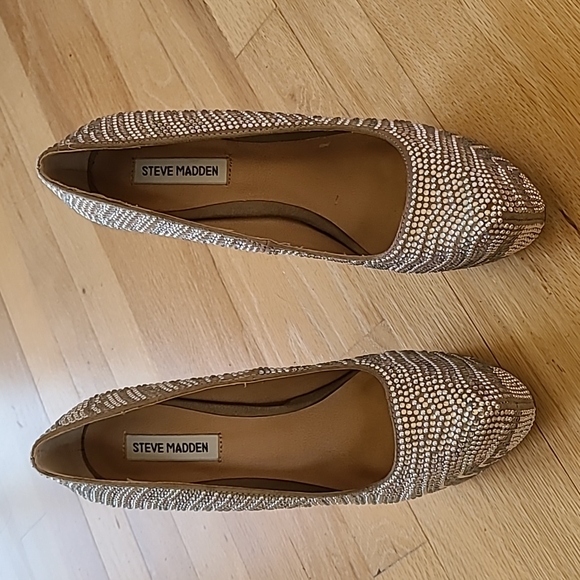 Steve Madden Sequined Pumps - Picture 2 of 5